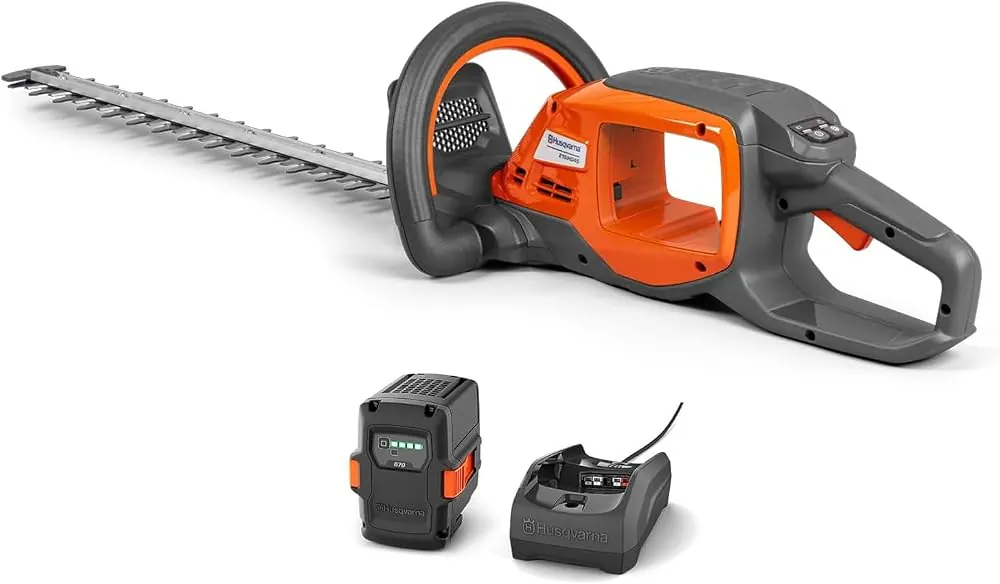 Tagliasiepi a batteria Husqvarna 215iHD45 con batteria